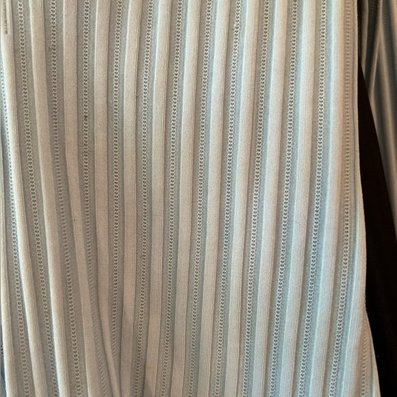 Y2K 1990’s Vintage Blue Cuffed Collar Tee w/ black suspenders - Picture 16 of 16